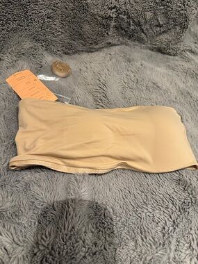 True & Co. true body wireless convertible bandeau